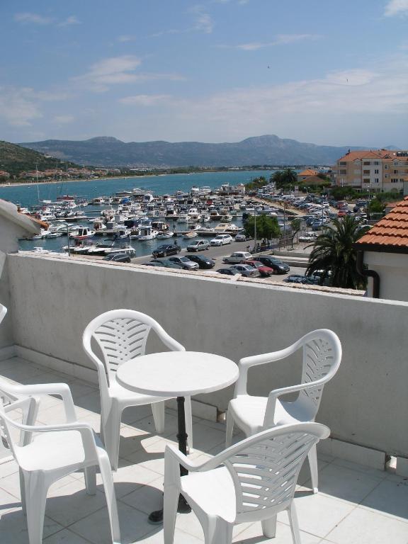 Apartments Madirazza Τρογκίρ Εξωτερικό φωτογραφία
